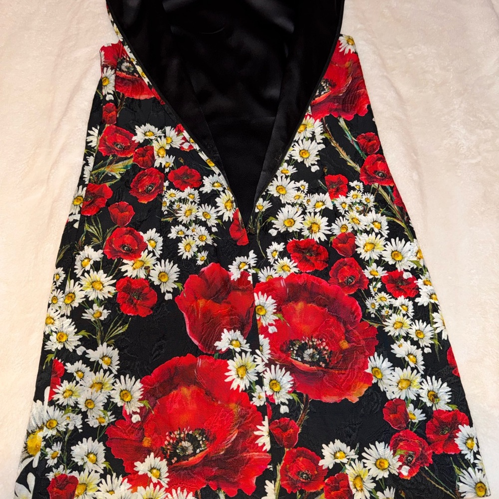 Dolce & Gabbana Black Dress with Red and White Floral Design - Picture 6 of 17